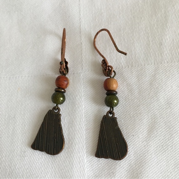 Earth Tones Funky Cat Earrings - Picture 4 of 6
